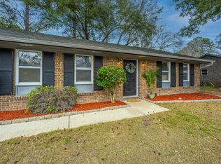 111 Stephanie Cir, Summerville, SC 29483