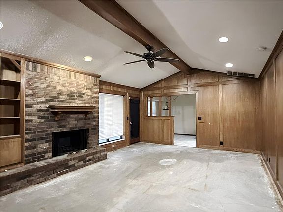 5th image of 1913 Singingwood Rd