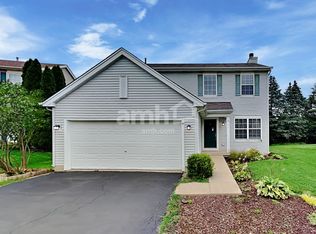 14 Rolling Hills Ct, Lake In The Hills, IL 60156