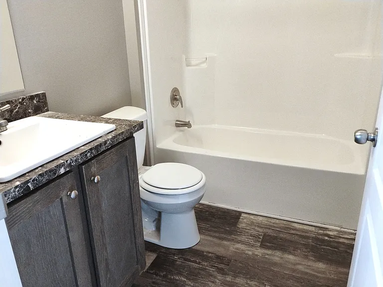 275 Ashley Ct #275 — Photo 6