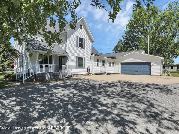 4507 Ballantine Rd, Bath, MI 48808