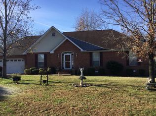 107 Hampton Pl, Gallatin, TN 37066