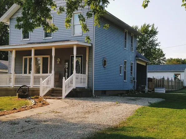 437 Larson St, Paxton, IL 60957