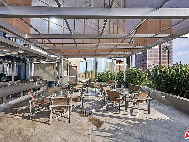 1100 Wilshire Blvd #3001 — Photo 14