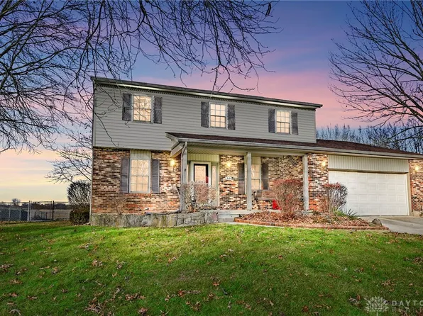 315 Rankin Dr, Englewood, OH 45322