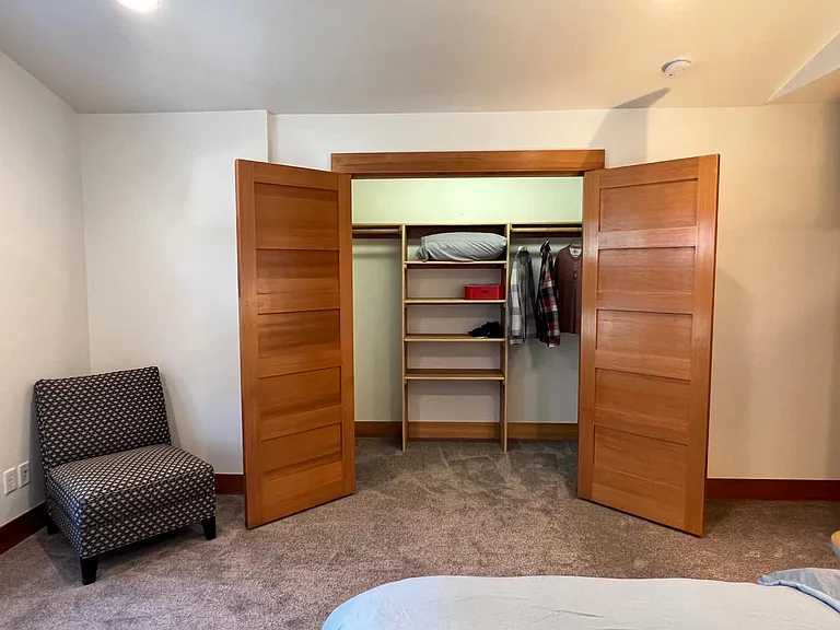 primary bedroom large closet