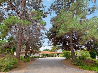 1120 Warmlands Ave, Vista, CA 92084