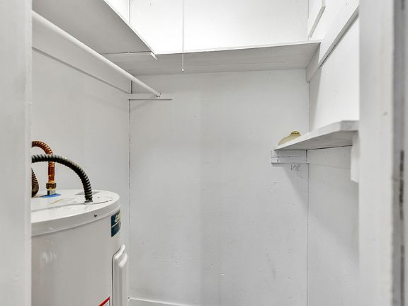 4th image of 125 W Main St #4
