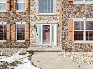 3000 Long Way, Easton, PA 18040