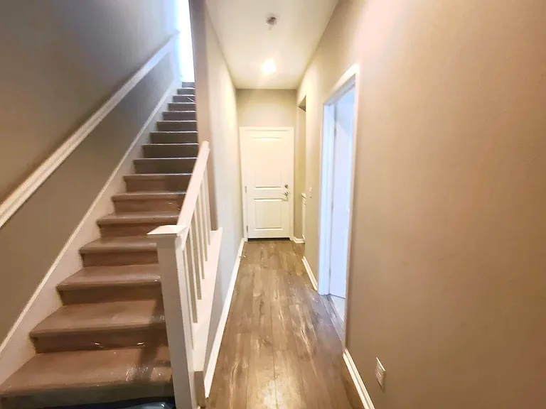 800 Citrus Ct — Photo 6