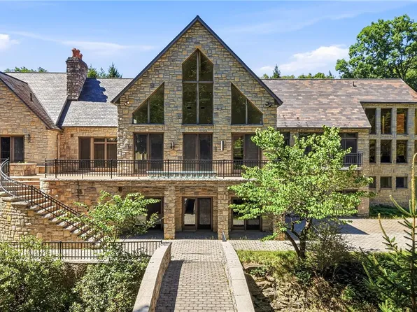 1700 Forker Blvd, Hermitage, PA 16148
