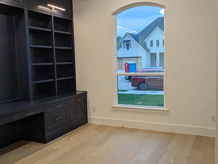 2541 Forestbrook Dr — Photo 16