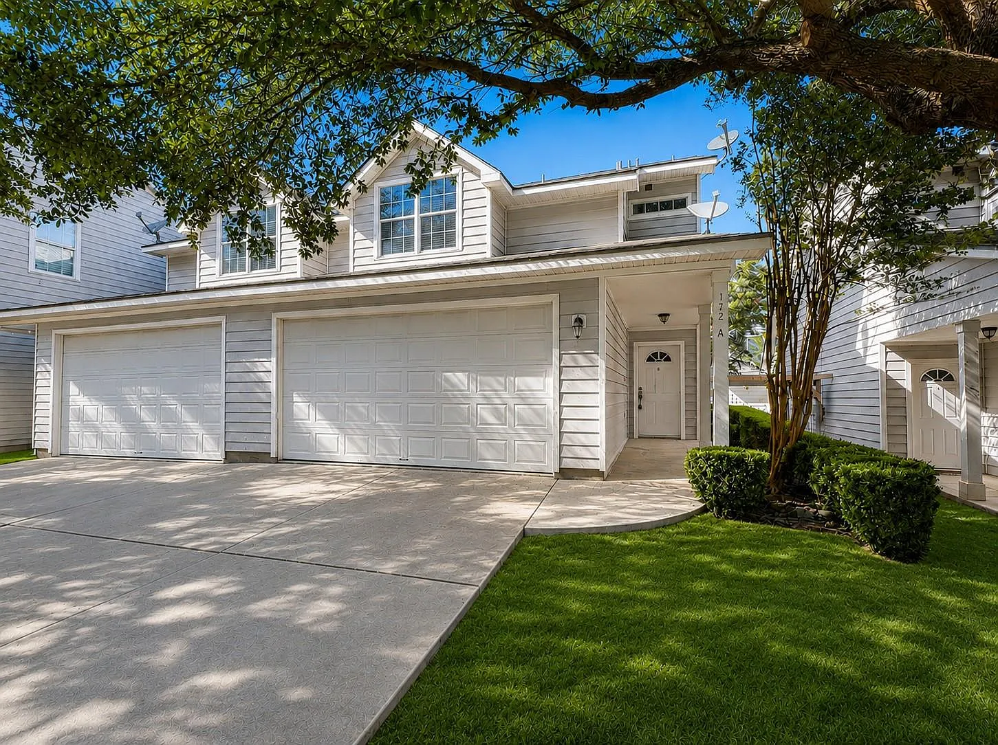 3 bed, 2.5 bath, 1570 sqft, $1,375 — Photo 2