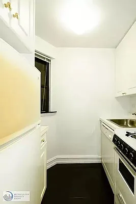 Rented by Metropolitan Property Group | media 3