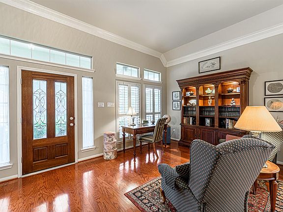 3rd image of 16014 Snowny Hills Dr
