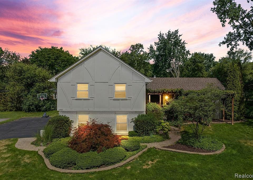 6980 Sandalwood Dr, Bloomfield Hills, MI 48301 Zillow