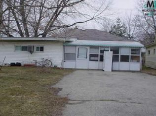 21631 N Sunnydale St, Saint Clair Shores, MI 48081