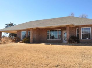 218701 E County Road 24, Mooreland, OK 73852