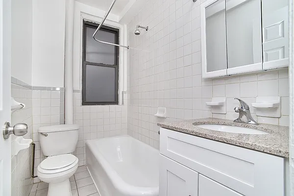 Rented by Living New York | media 36