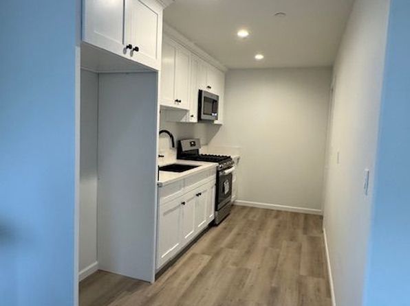 2223 Golden Star Ct