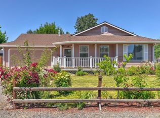 2209 SW 24th St, Redmond, OR 97756