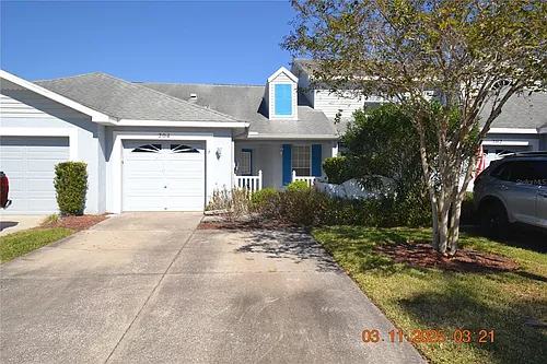 204 Hemingway Dr Photo 1