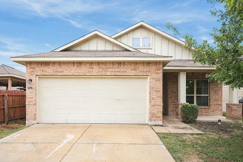 3 bed, 2.0 bath, 1553 sqft, $1,625 — Photo 1