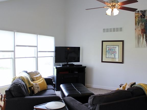4th image of 30009 Sugar Pine Dr