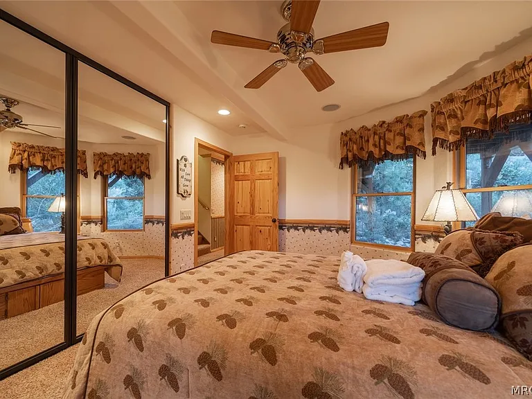 1165 Green Mountain Dr — Photo 30