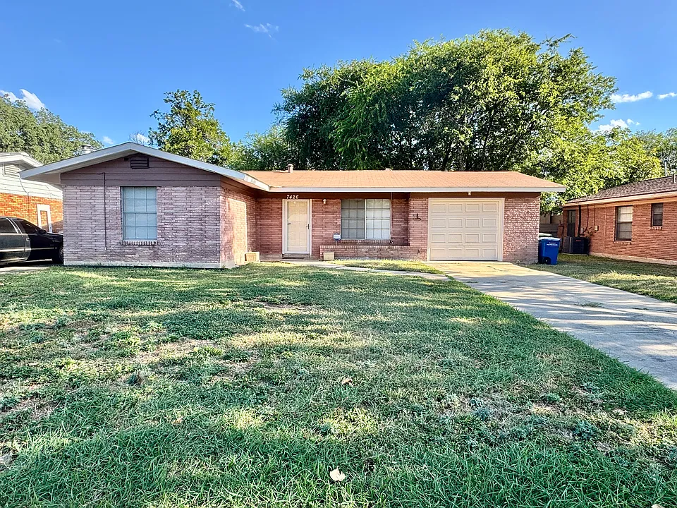 7426 Cartwheel Ln