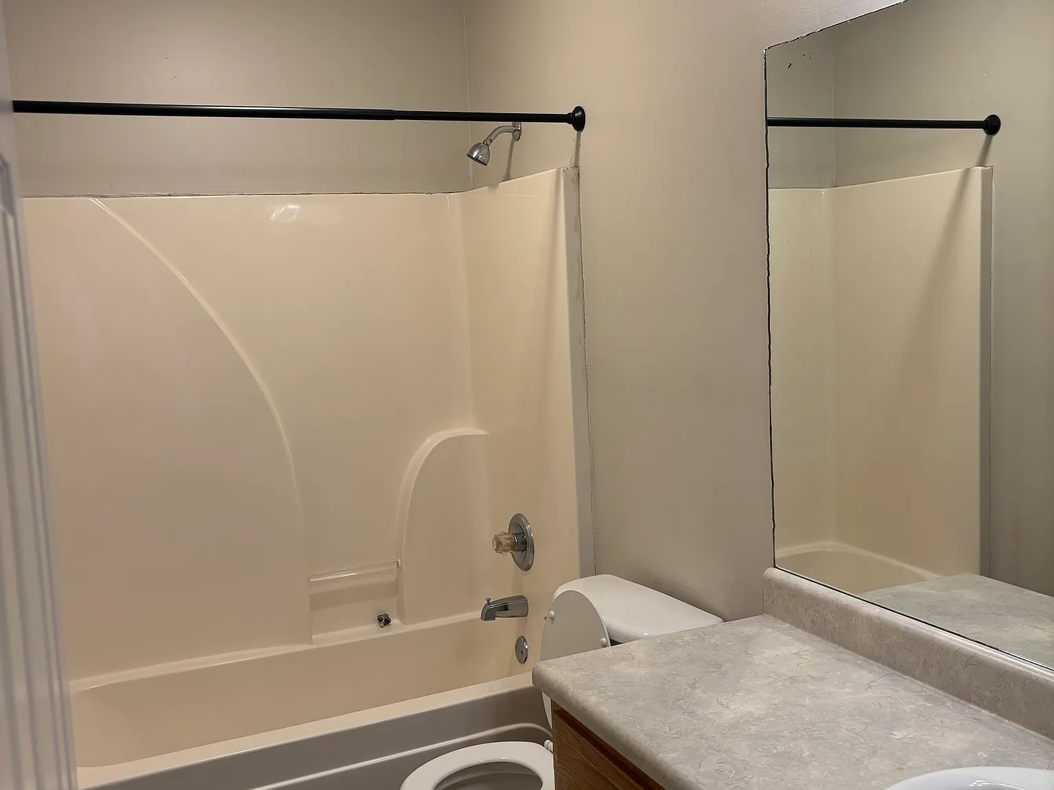 3 bed, 1521 sqft, $1,700 — Photo 3