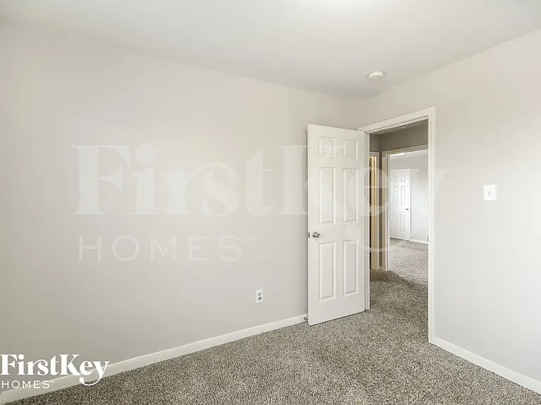 7202 Nettle Springs Ct — Photo 10