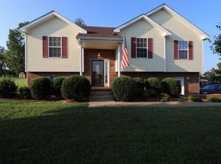 719 Superior Ln, Clarksville, TN 37043