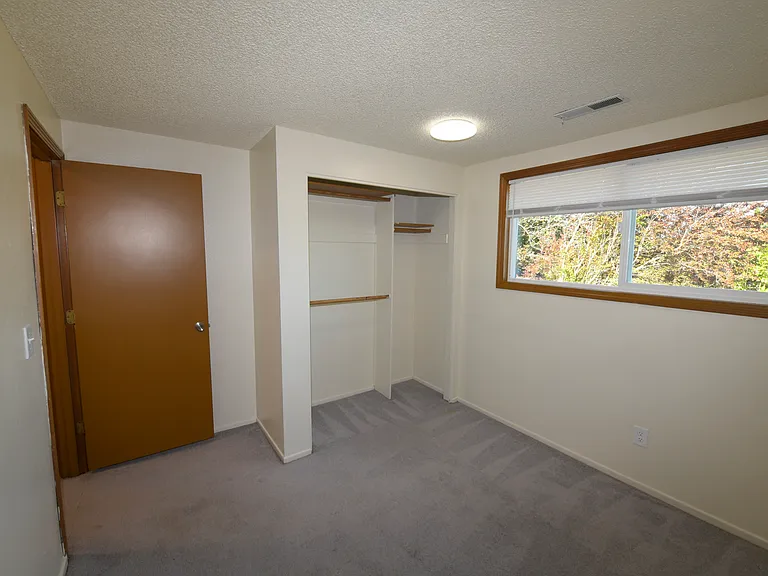 1224 46th Pl SE #1224 — Photo 9