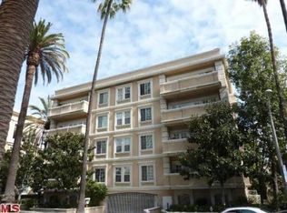 120 S Palm Dr APT 102, Beverly Hills, CA 90212