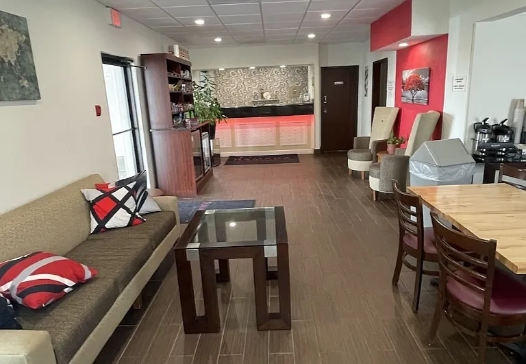 1606 W Fayette Ave #15 — Photo 4