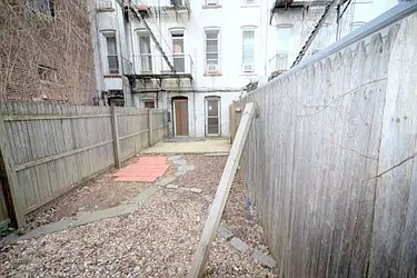 Rented by Metropolitan Realty