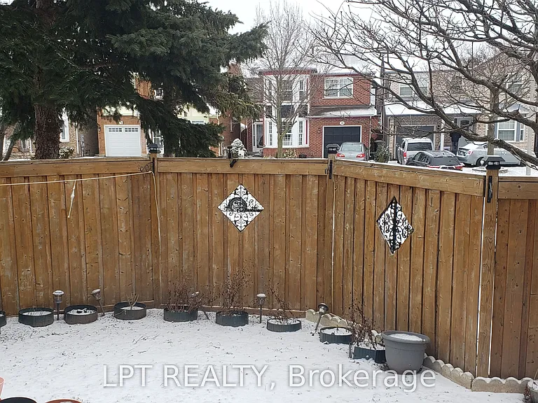 81 Shady Pine Cir — Photo 28