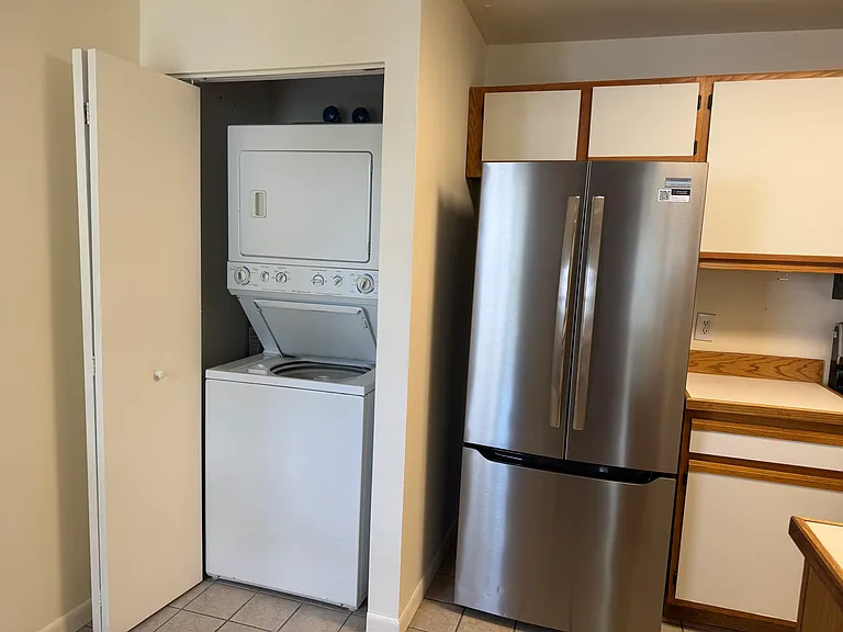 4 Meadow Ridge Rd #4 — Photo 8