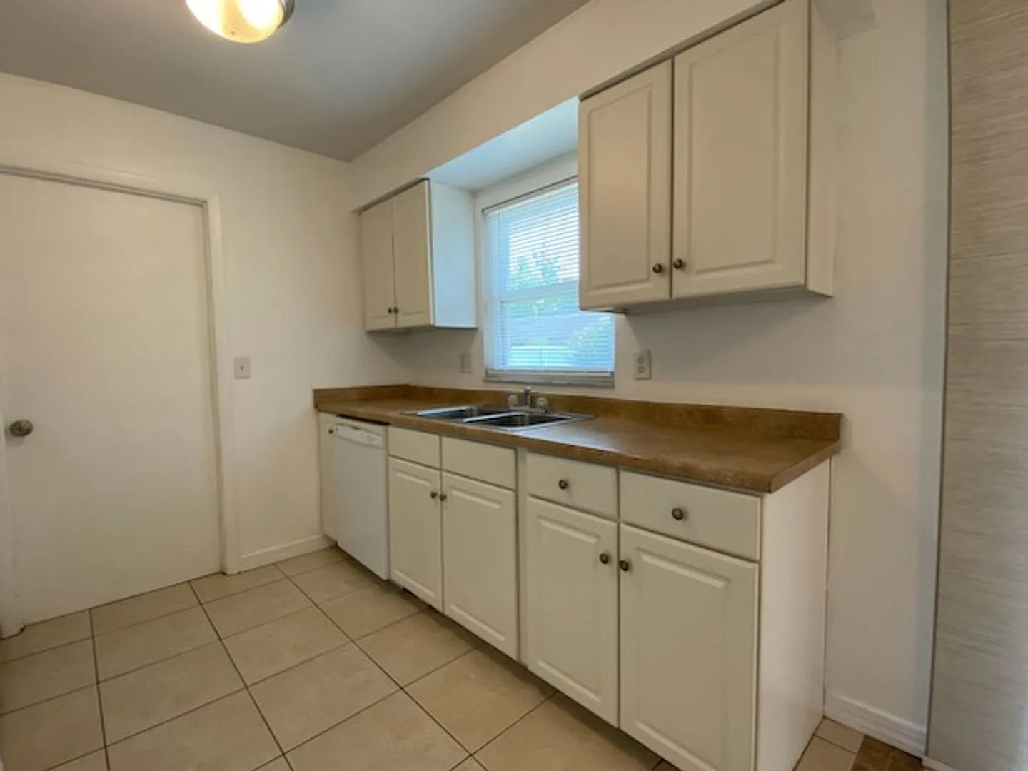 Adorable 2 Bedroom Port Orange Home! — Photo 4