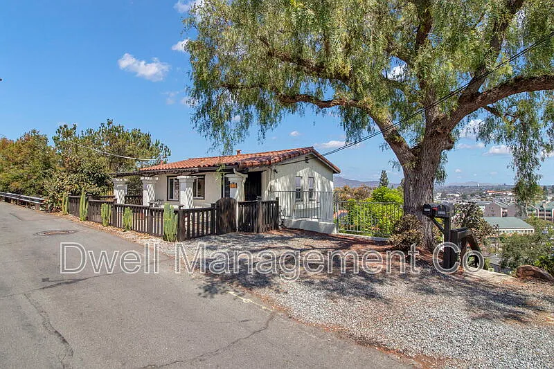 1 bed, 1.0 bath, 600 sqft, $1,995 — Photo 4