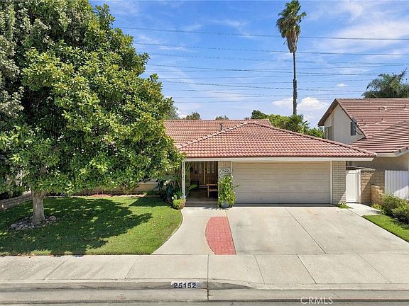 2nd image of 25152 Avenida Rotella