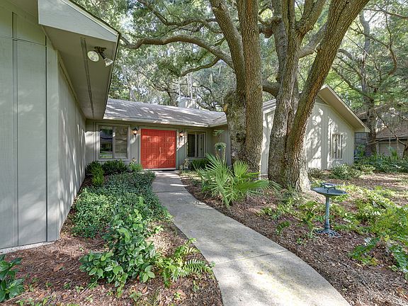 3rd image of 125 Shore Rush Dr