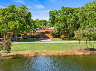 1045 33rd Ave SW, Vero Beach, FL 32968