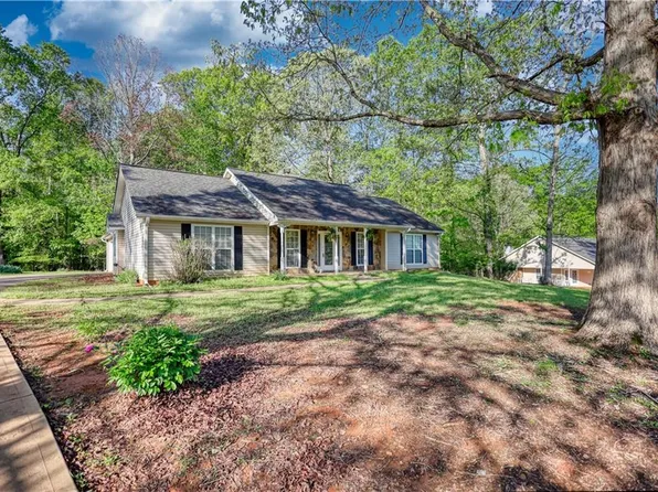 260 Eastwood Frst, Covington, GA 30014