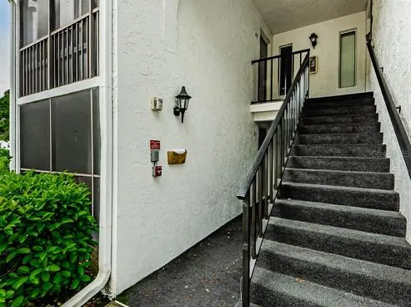 1207 Pine Ridge Cir W APT A1, Tarpon Springs, FL 34688