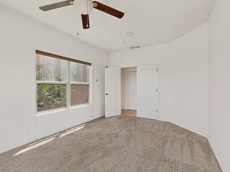 10900 San Francisco Rd NE — Photo 32