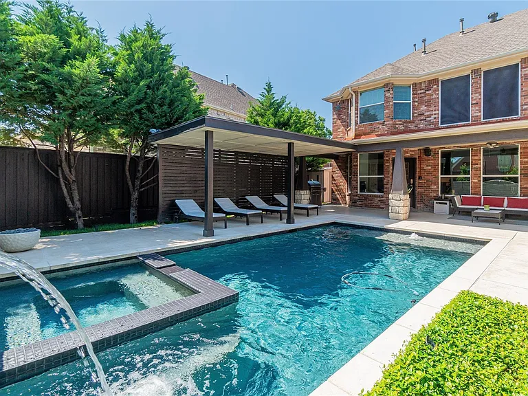 15171 Alstone Dr — Photo 3