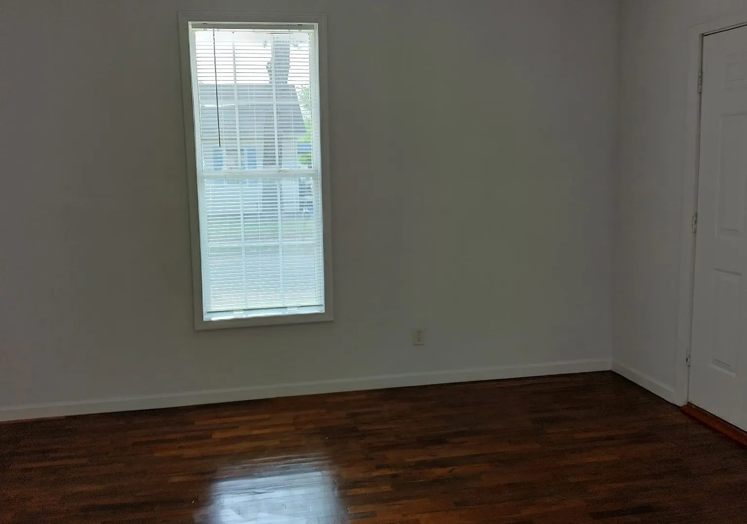 1 bed, 800 sqft, $800 — Photo 2