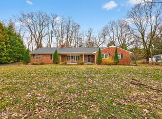 7 N Maple Lane, Albany, NY 12211